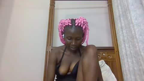 babytylerr online show from 25, 11, 2025