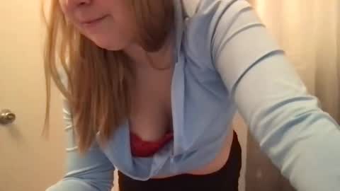 Snapshot of babyyak chatting on 8, 2, 2025 Babyak online show from 8, 2, 2025