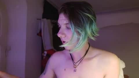 Honey online show from 5, 2, 2026