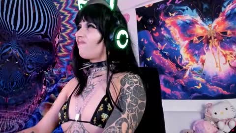 Snapshot of bad_cherry chatting on 21, 2, 2025 Bratty Lanita - independent online show from 21, 2, 2025