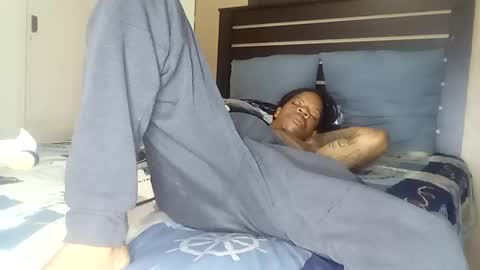 Snapshot of bad_dawgg chatting on 26, 2, 2025 rastafaria online show from 26, 2, 2025