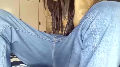 Snapshot of bad_dawgg chatting on 3, 3, 2025 rastafaria online show from 3, 3, 2025