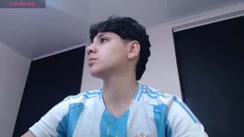 Snapshot of bad_giirl__ chatting on 18, 12, 2024 Anna online show from 18, 12, 2024