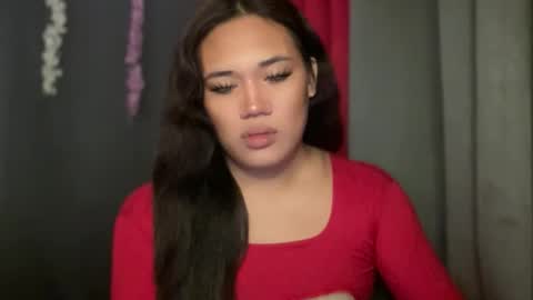 AMARA - FOLLOW ME AND THUMBS UP online show from 8, 3, 2026