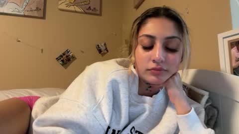 Snapshot of badbihdani18 chatting on 3, 7, 2026 badbihdani18 online show from 3, 7, 2026