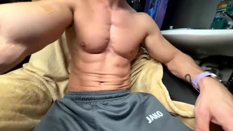 Snapshot of badboy951337 chatting on 6, 1, 2025 Badboy95 online show from 6, 1, 2025