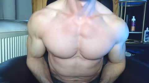 Snapshot of badboy951337 chatting on 10, 10, 2025 Badboy95 online show from 10, 10, 2025