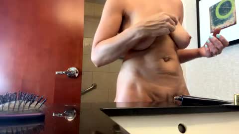 HotWifeFun32 online show from 12, 7, 2026