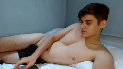 Snapshot of badbunny_69_ chatting on 25, 2, 2025 badbunny_69_ online show from 25, 2, 2025