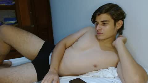 Snapshot of badbunny_69_ chatting on 7, 11, 2025 badbunny_69_ online show from 7, 11, 2025