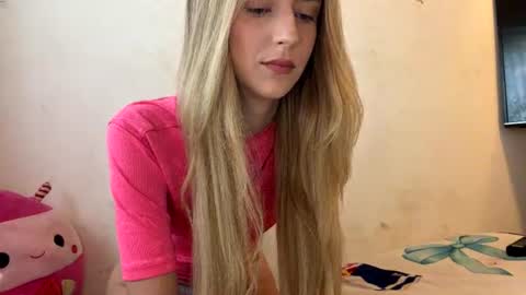 Snapshot of badbunnyclub69 chatting on 19, 7, 2026 badbunnyclub69 online show from 19, 7, 2026