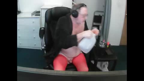 Snapshot of baddass60 chatting on 21, 3, 2026 SexyBaddass online show from 21, 3, 2026