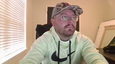 Snapshot of baddydaddy23 chatting on 5, 10, 2025 Jon online show from 5, 10, 2025