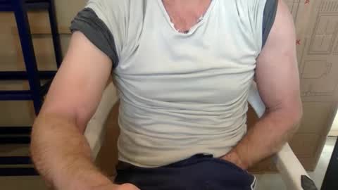 Snapshot of baddydaddyworkinghard chatting on 24, 5, 2026 baddydaddyworkinghard online show from 24, 5, 2026