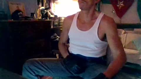 Mexican livin Off the Wall online show from 30, 1, 2025