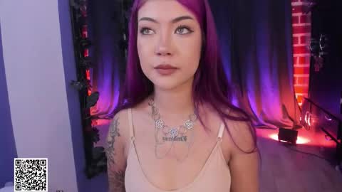        Please help me to reach 100 thumbs up online show from 28, 11, 2025