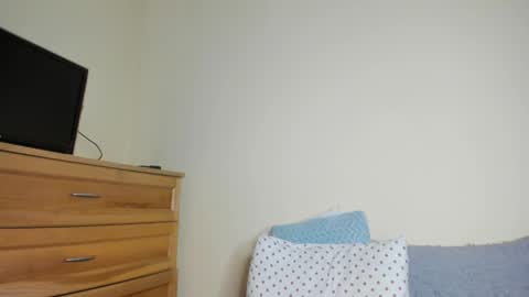 Snapshot of badmodel_ chatting on 12, 2, 2025 Name online show from 12, 2, 2025