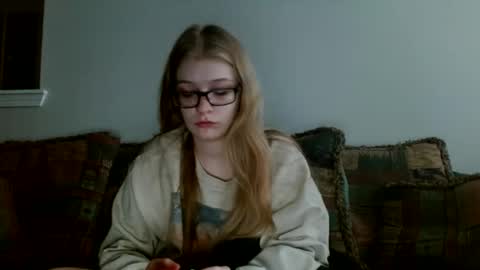 baeblondie online show from 5, 3, 2025