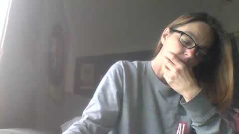 Snapshot of bamacpl80 chatting on 28, 4, 2026 bamacpl80 online show from 28, 4, 2026