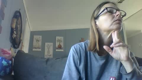Snapshot of bamacpl80 chatting on 14, 5, 2026 bamacpl80 online show from 14, 5, 2026