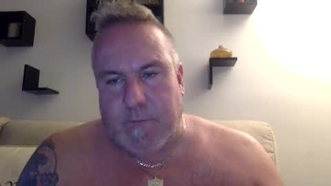 Snapshot of banana5289 chatting on 6, 5, 2026 banana5289 online show from 6, 5, 2026