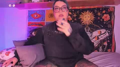 Ana  online show from 9, 11, 2025