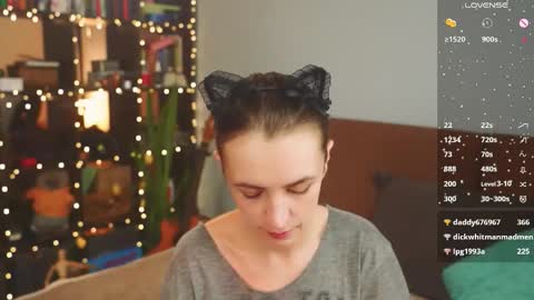 Snapshot of bananya_kitty chatting on 17, 3, 2026 Ellen and online show from 17, 3, 2026