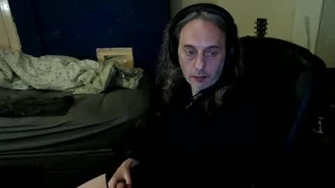 Snapshot of bangintoleather chatting on 24, 4, 2026 bangintoleather online show from 24, 4, 2026