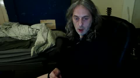 Snapshot of bangintoleather chatting on 26, 4, 2026 bangintoleather online show from 26, 4, 2026