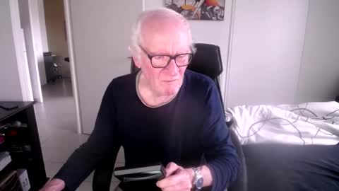 barbapapa73508870 online show from 23, 2, 2025