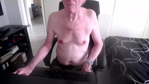 barbapapa73508870 online show from 23, 2, 2025