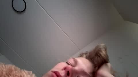 Snapshot of barbara53000 chatting on 22, 9, 2025 charliejones online show from 22, 9, 2025