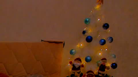 Barbie Kim online show from 20, 12, 2024