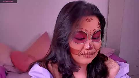 Barbie Kim online show from 31, 10, 2025