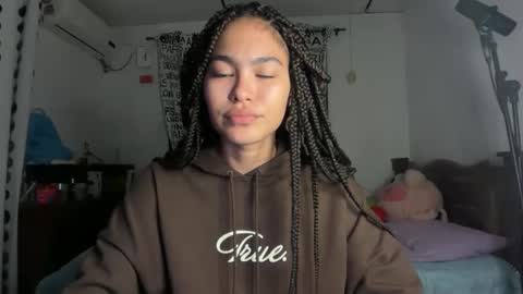 Snapshot of barbara_k_k chatting on 5, 1, 2025 Rave Ig morosess If you want to know more about me DM or in my Of.. ravemisato online show from 5, 1, 2025
