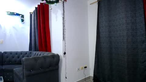 BARBARA FERRER online show from 19, 12, 2024