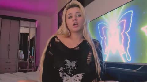 Snapshot of barbarasiren chatting on 25, 9, 2025 barbarasiren online show from 25, 9, 2025