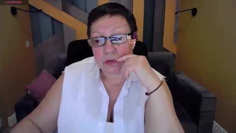 Snapshot of barbaraturners chatting on 12, 1, 2025 barbaraturners online show from 12, 1, 2025