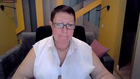 Snapshot of barbaraturners chatting on 8, 3, 2025 barbaraturners online show from 8, 3, 2025