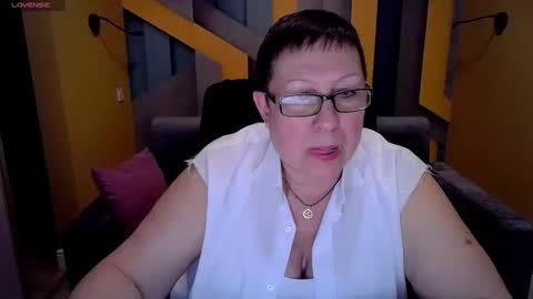 Snapshot of barbaraturners chatting on 12, 3, 2025 barbaraturners online show from 12, 3, 2025