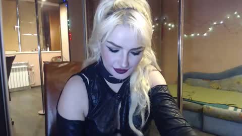 Snapshot of barbarissssska chatting on 14, 5, 2026 Victoria online show from 14, 5, 2026