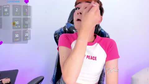 Snapshot of barbie_boy_ chatting on 6, 7, 2026 I work from home this is my room 3 online show from 6, 7, 2026