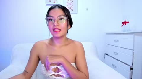 Snapshot of barbie_brunette3 chatting on 9, 3, 2025 independet model online show from 9, 3, 2025