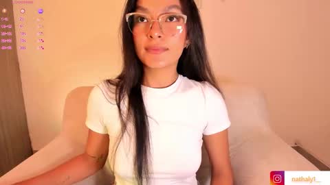 Snapshot of barbie_brunette3 chatting on 28, 9, 2025 independet model online show from 28, 9, 2025