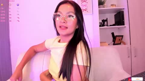 Snapshot of barbie_brunette3 chatting on 13, 10, 2025 independet model online show from 13, 10, 2025