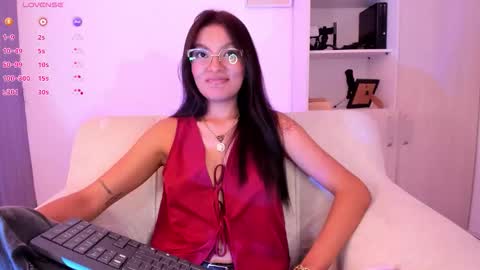 Snapshot of barbie_brunette3 chatting on 25, 10, 2025 independet model online show from 25, 10, 2025