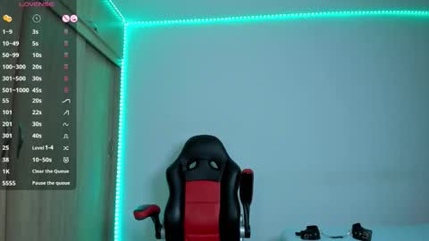 Nicolle  online show from 6, 11, 2025