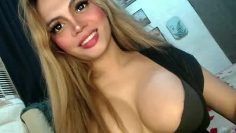 Snapshot of barbie_ivana chatting on 5, 1, 2025 barbei online show from 5, 1, 2025