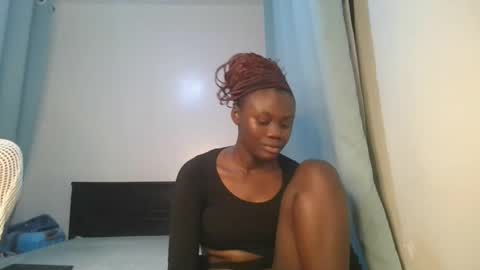 queen online show from 16, 12, 2025