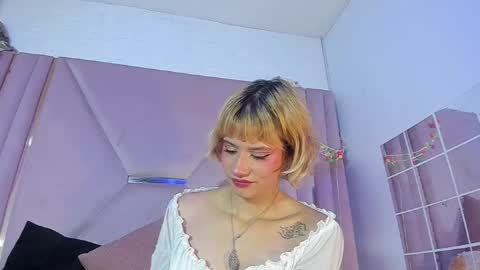 Snapshot of barbieambarx chatting on 4, 6, 2026 Barbie online show from 4, 6, 2026